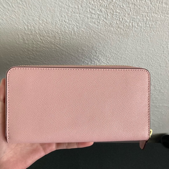 NWT Coach Accordion Wallet - Picture 2 of 5